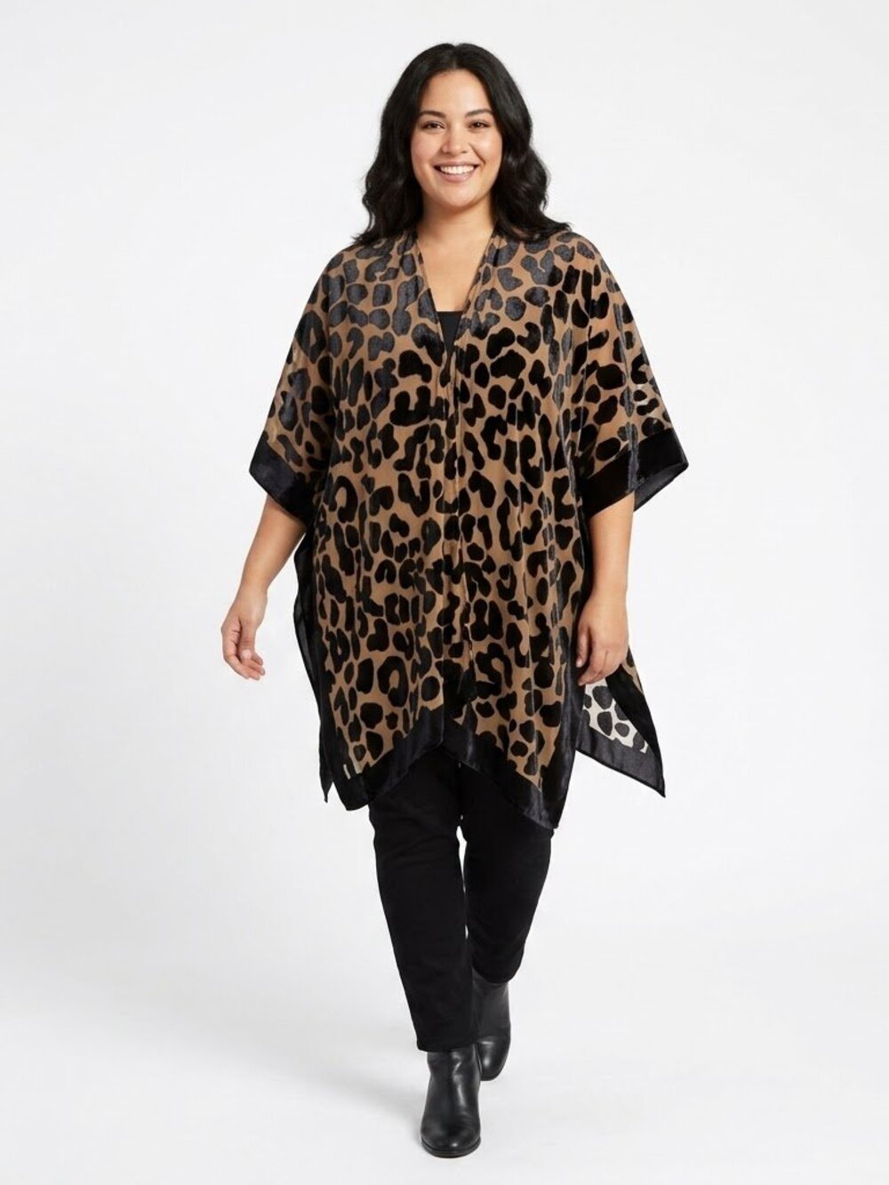 Torrid Kimono Size 3 4 3X 4X Velour Leopard Print Cover Up Top Sleeves Layering